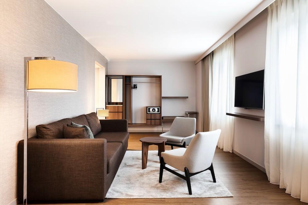 Ac Hotel By Marriott Stockholm Ulriksdal Solna Ngoại thất bức ảnh